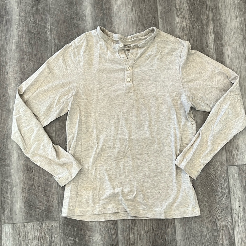 Patagonia long sleeve Henley